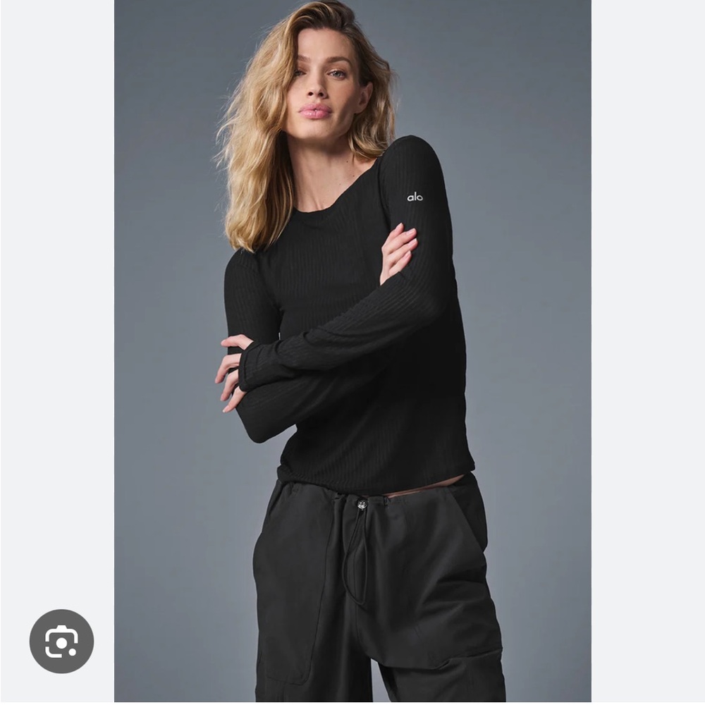 ALO Yoga Seacoast Black Long Sleeve Top Small